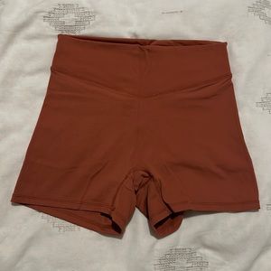 Balance Athletica Cloud Short Sunstone S